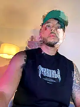 Snapshot of Dante_marquez chatting on 10/22/25, 03:29 Dante marquez online show from 10/22/25, 03:29