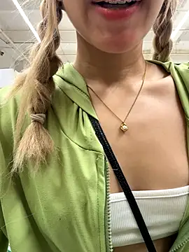 SweetBunnyGF online show from 09/24/25, 11:08