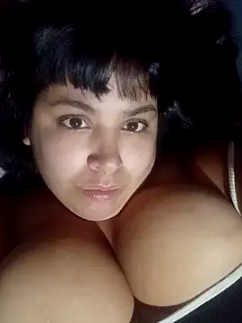 Snapshot of Pomelit00 chatting on 02/20/26, 06:48 Pomelit00 online show from 02/20/26, 06:48