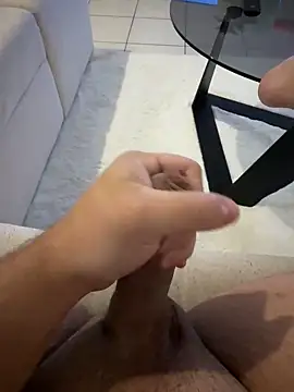 julienCr7 online show from 02/24/26, 07:56