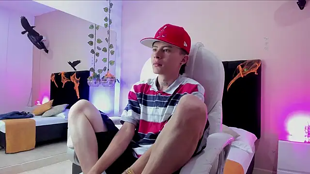 Nascary Fox online show from 10/24/25, 07:32