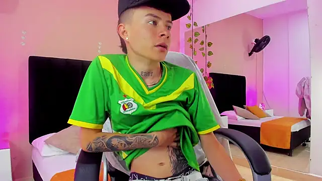 Nascary Fox online show from 11/28/25, 07:27