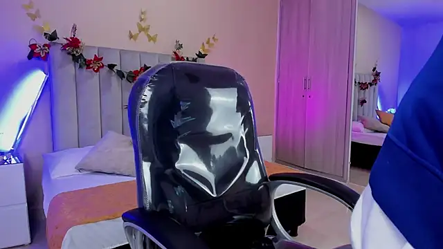 Nascary Fox online show from 12/20/25, 07:21