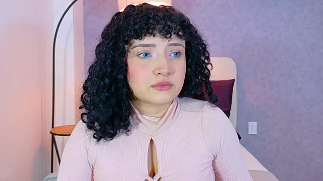 Tracielowe w online show from 12/22/25, 03:25