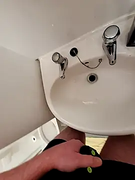 Snapshot of Homeworkfolder01 chatting on 09/23/25, 01:19 Homeworkfolder01 online show from 09/23/25, 01:19