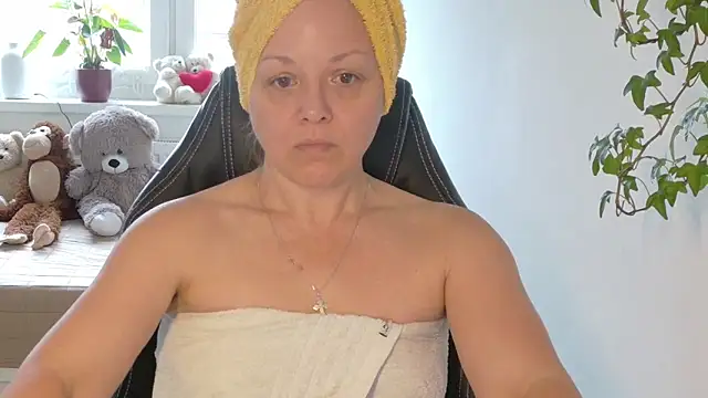 Linsy Kim online show from 03/15/26, 10:10