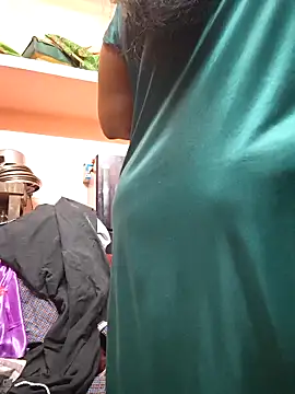 bakyasree143 online show from 04/18/26, 08:42