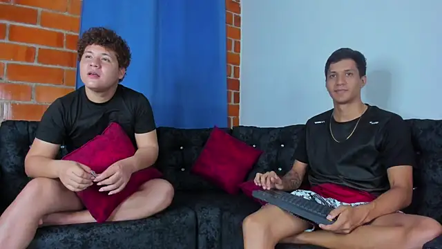 Robertmiller21 online show from 11/11/25, 10:54