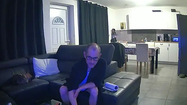 fabDu59 online show from 05/12/26, 07:55