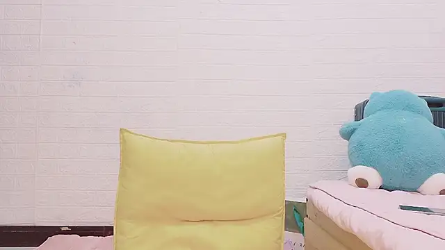 marina-cutegirll online show from 10/20/25, 11:32