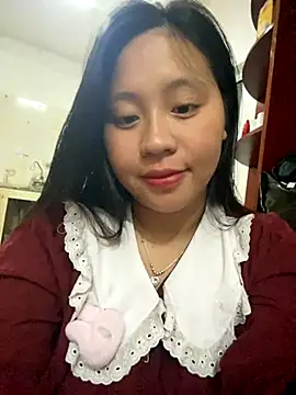 Snapshot of maianhcute chatting on 09/16/25, 12:50 maianhcute online show from 09/16/25, 12:50