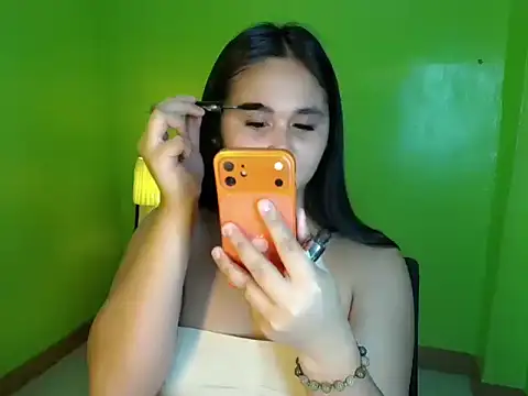 Aiko shemalexxx online show from 02/25/26, 02:43