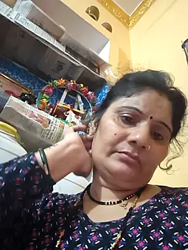 Snapshot of Rakhi99x chatting on 11/01/25, 02:52 Rakhi99x online show from 11/01/25, 02:52