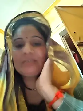 Snapshot of Rakhi99x chatting on 11/08/25, 10:26 Rakhi99x online show from 11/08/25, 10:26