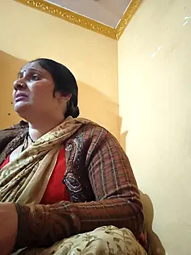 Snapshot of Rakhi99x chatting on 11/13/25, 06:01 Rakhi99x online show from 11/13/25, 06:01