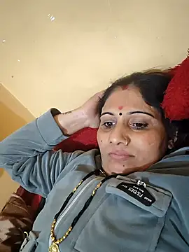 Snapshot of Rakhi99x chatting on 11/16/25, 05:51 Rakhi99x online show from 11/16/25, 05:51