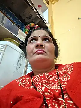 Snapshot of Rakhi99x chatting on 11/23/25, 03:45 Rakhi99x online show from 11/23/25, 03:45