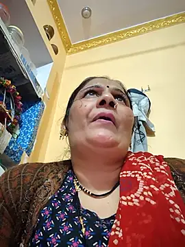 Snapshot of Rakhi99x chatting on 12/01/25, 02:33 Rakhi99x online show from 12/01/25, 02:33