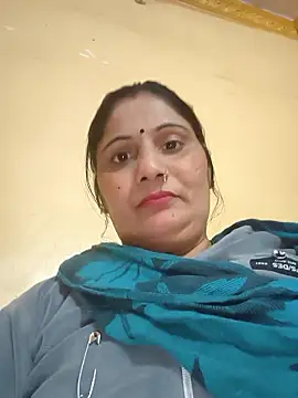 Snapshot of Rakhi99x chatting on 12/18/25, 09:48 Rakhi99x online show from 12/18/25, 09:48