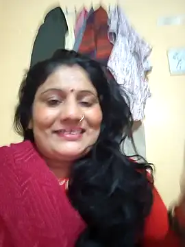 Snapshot of Rakhi99x chatting on 02/08/26, 07:39 Rakhi99x online show from 02/08/26, 07:39
