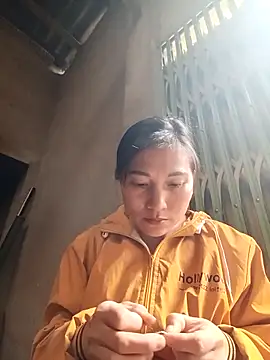 YAYAA-502 online show from 11/20/25, 03:18