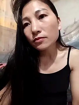 YAYAA-502 online show from 04/17/26, 10:24