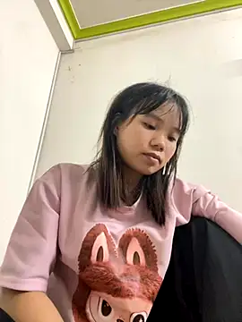 Snapshot of Ngoc-bbi chatting on 09/20/25, 11:22 Ngoc-bbi online show from 09/20/25, 11:22