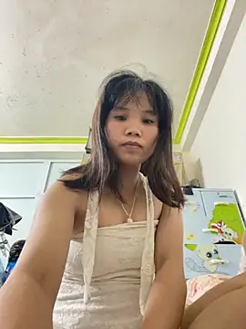 Snapshot of Ngoc-bbi chatting on 09/28/25, 05:07 Ngoc-bbi online show from 09/28/25, 05:07