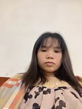Snapshot of Ngoc-bbi chatting on 10/06/25, 02:36 Ngoc-bbi online show from 10/06/25, 02:36