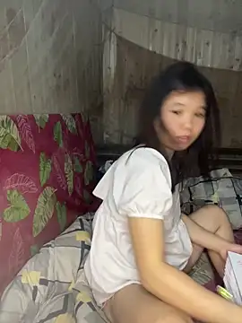 Ngoc-bbi online show from 04/04/26, 01:59