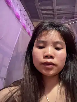 Snapshot of Ngoc-bbi chatting on 05/18/26, 05:19 Ngoc-bbi online show from 05/18/26, 05:19