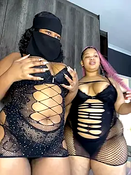 Ebony Warlock  online show from 12/19/25, 09:16