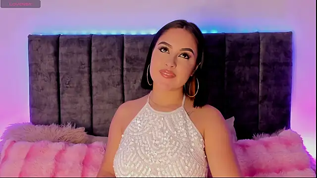 AnaLevii online show from 04/22/26, 01:23