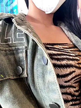 Clara8899 online show from 10/18/25, 01:41