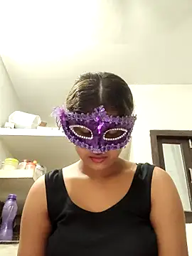 Snapshot of karina_0099 chatting on 10/17/25, 10:07 karina 0099 online show from 10/17/25, 10:07