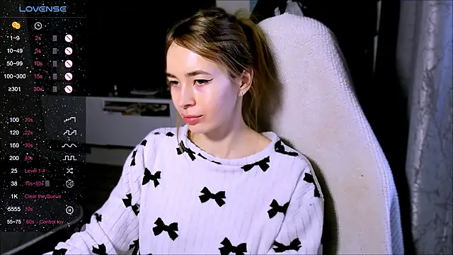 ZoyaMill online show from 02/22/26, 08:24