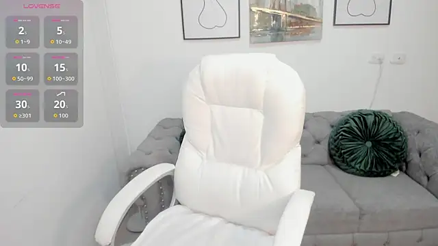 Snapshot of pekylove_ chatting on 09/19/25, 12:28 pekylove  online show from 09/19/25, 12:28