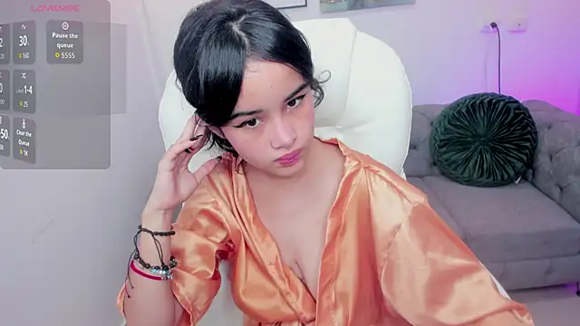 Snapshot of pekylove_ chatting on 09/24/25, 12:19 pekylove  online show from 09/24/25, 12:19