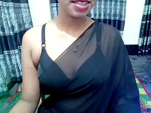 Snapshot of blackpori chatting on 10/10/25, 12:42 blackpori online show from 10/10/25, 12:42