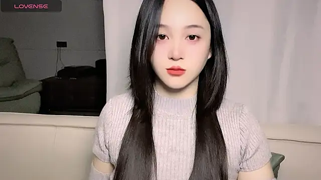 woaiqinqin online show from 11/18/25, 04:33