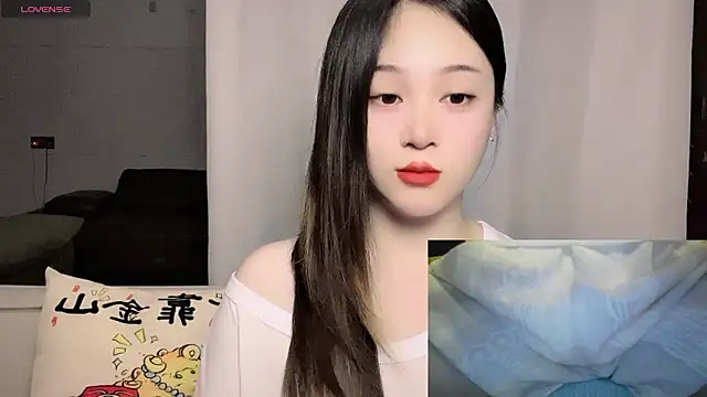 Snapshot of woaiqinqin chatting on 06/15/26, 03:47 woaiqinqin online show from 06/15/26, 03:47
