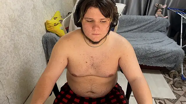 desiredude9 online show from 09/28/25, 07:19