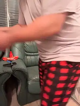 desiredude9 online show from 11/24/25, 07:57