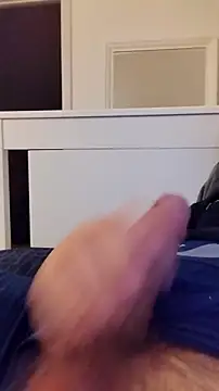 NewJoiner online show from 09/25/25, 08:12