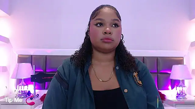 LennaEvans online show from 10/23/25, 11:31