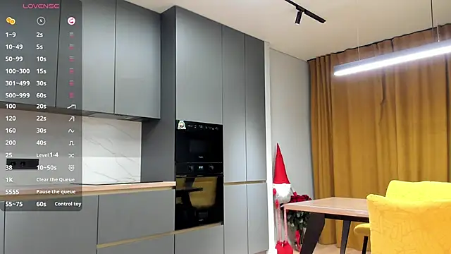 SaraShine  online show from 12/15/25, 08:57