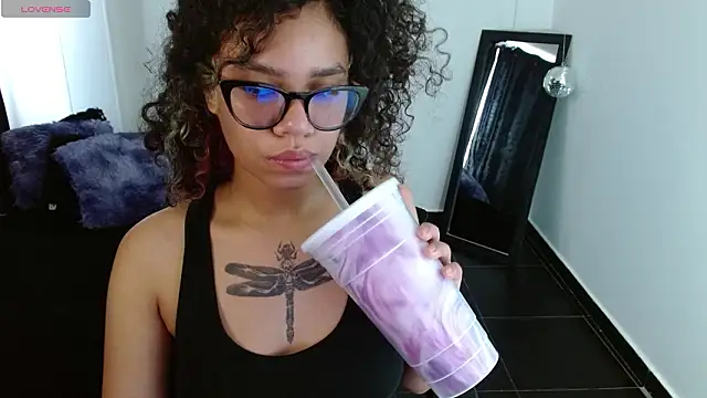 Canela s1 online show from 03/22/26, 03:26