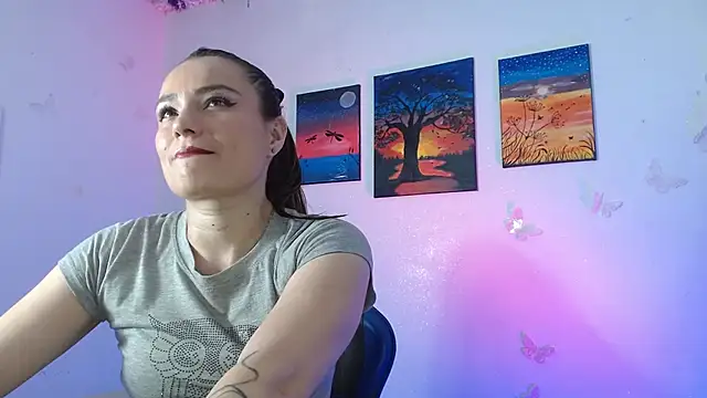 Snapshot of danna_888 chatting on 04/26/26, 10:07 danna 888 online show from 04/26/26, 10:07