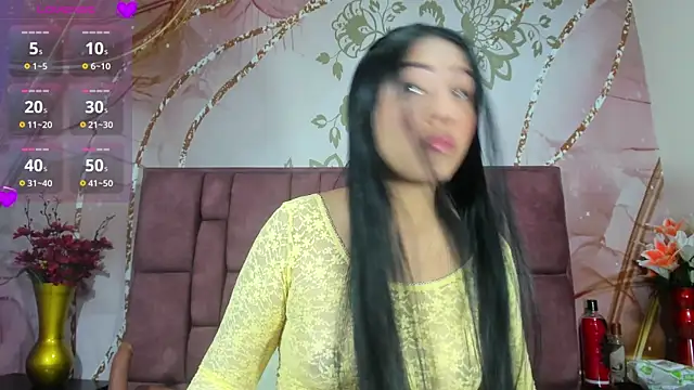 luna maisonn online show from 01/17/26, 04:28