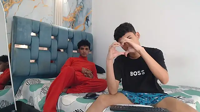 PRETTY FEM online show from 03/21/26, 01:54